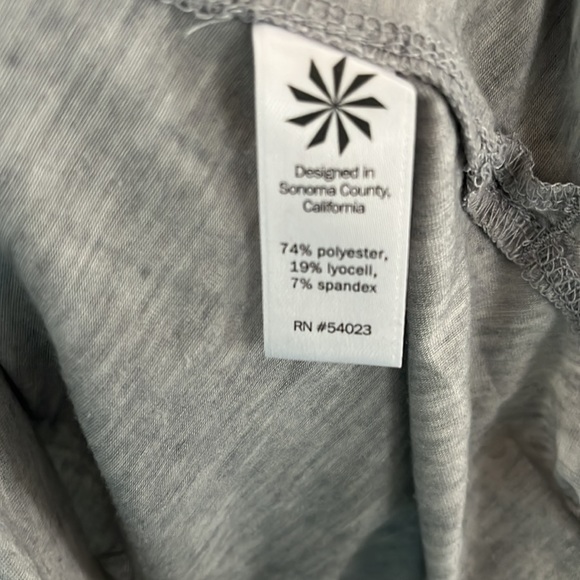 Athleta tank top - Picture 4 of 5